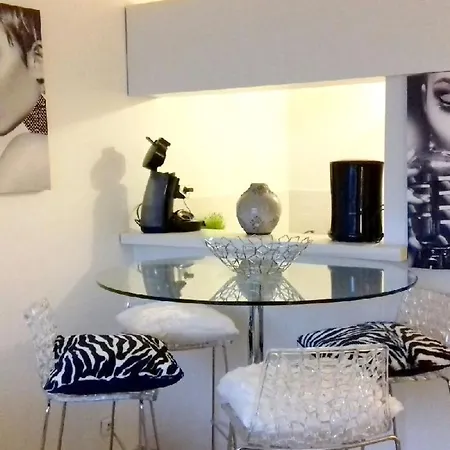 Apartamento Studio A Agde Avec Piscine Partagee Et Terrasse Amenagee A 50 M De La Plage Agde